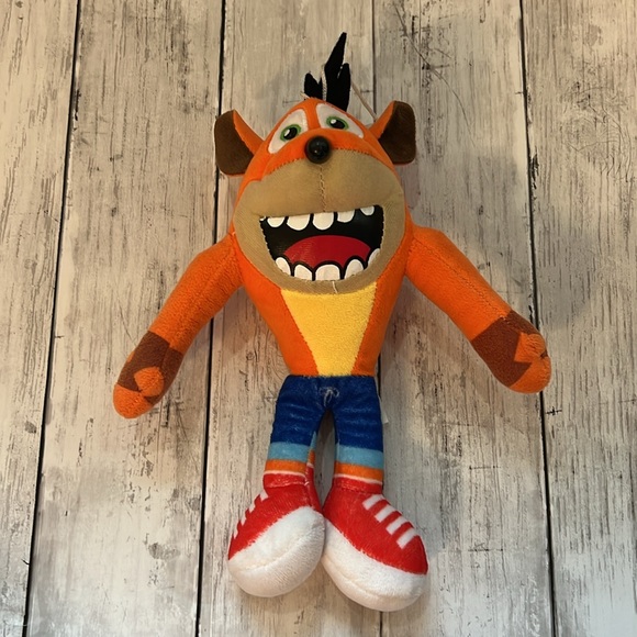 Crash Bandicoot Plush - Picture 2 of 3